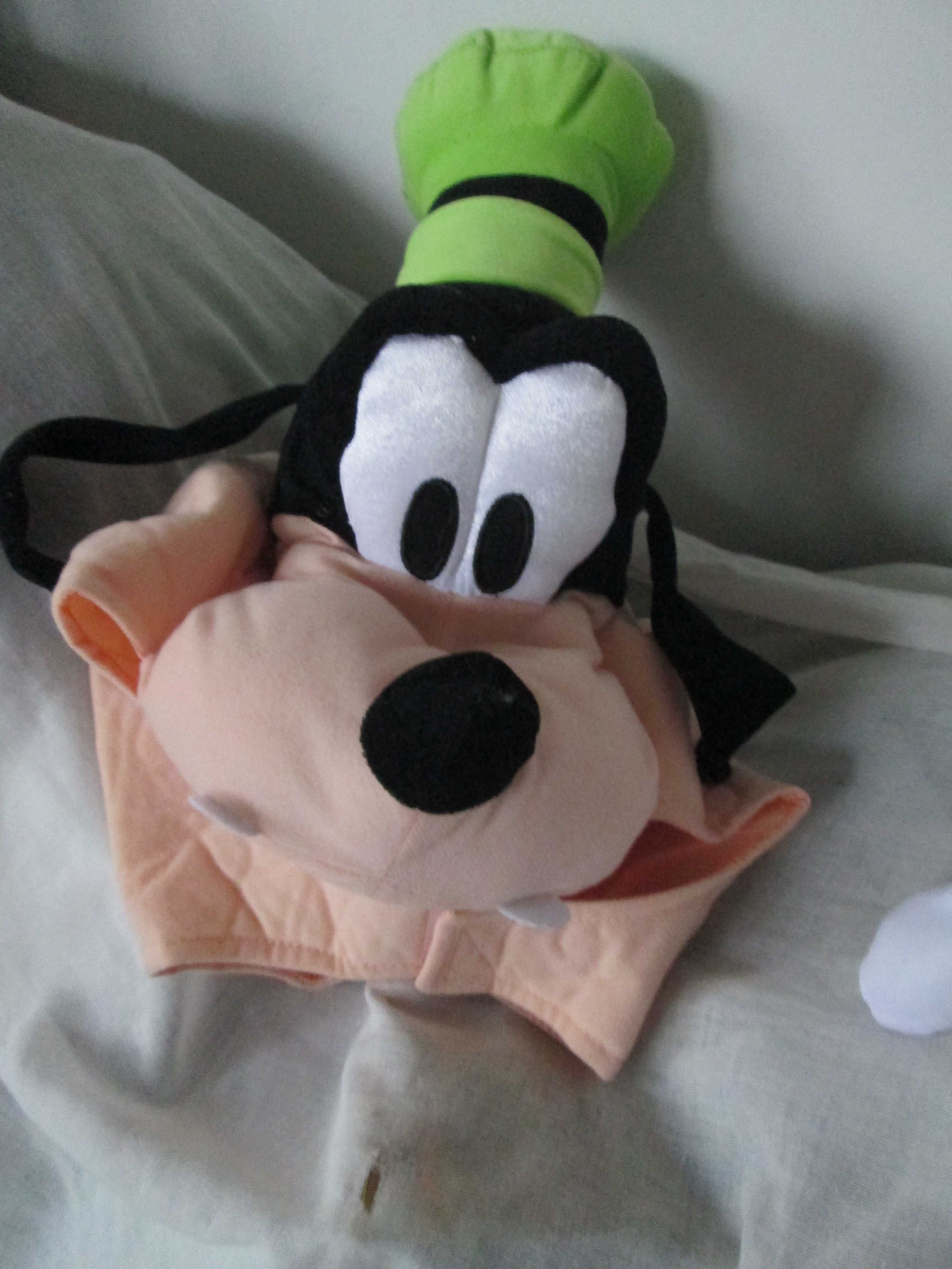 costumatie -caciula,manusi - Pluto Disney