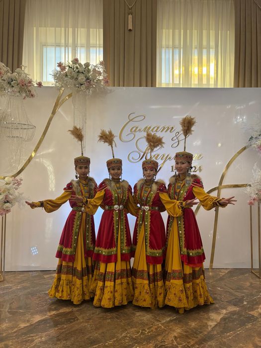 Танцевальная костюмы, платья для трио