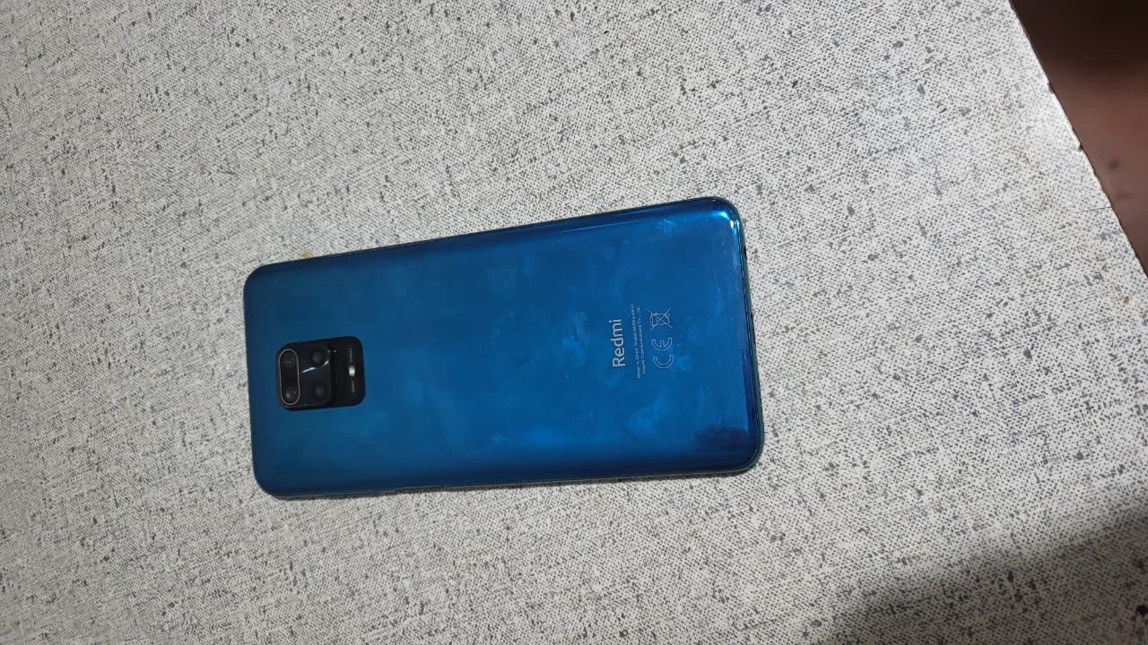 Смартфон Redmi Note 9S