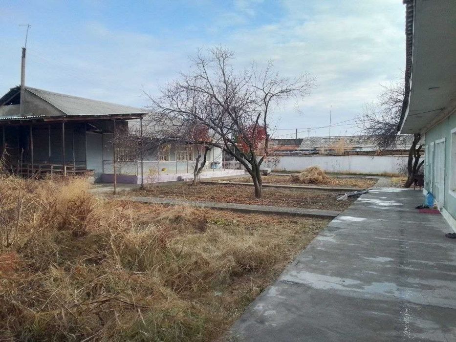 Тошкент вилояти Яангйол туманида 30 сотихди ферма сотилади