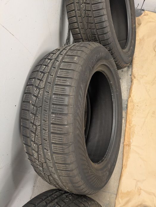 Set 4 anvelope iarna 235 60 R18 Yokohama