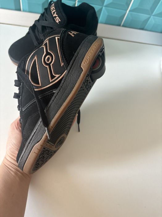 Incaltaminte copii, pantofi sport cu roti Heelys, role, masura 35