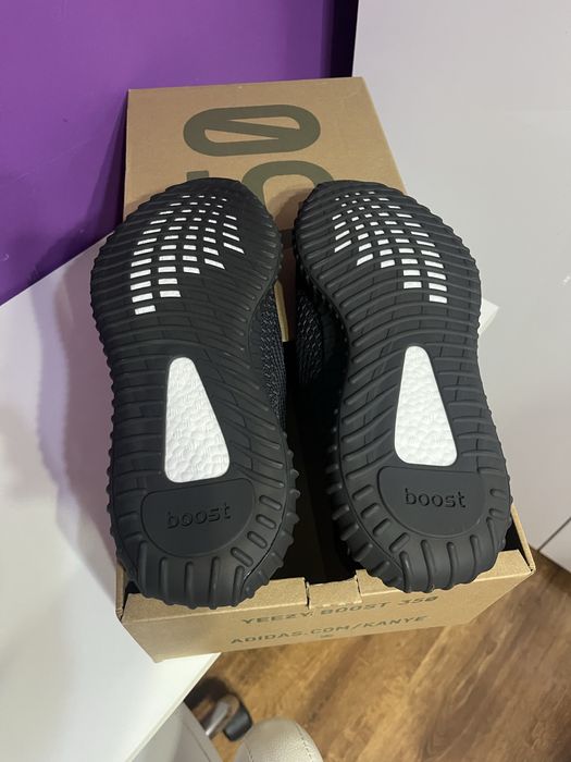 adidas Yeezy 350 V2 Boost