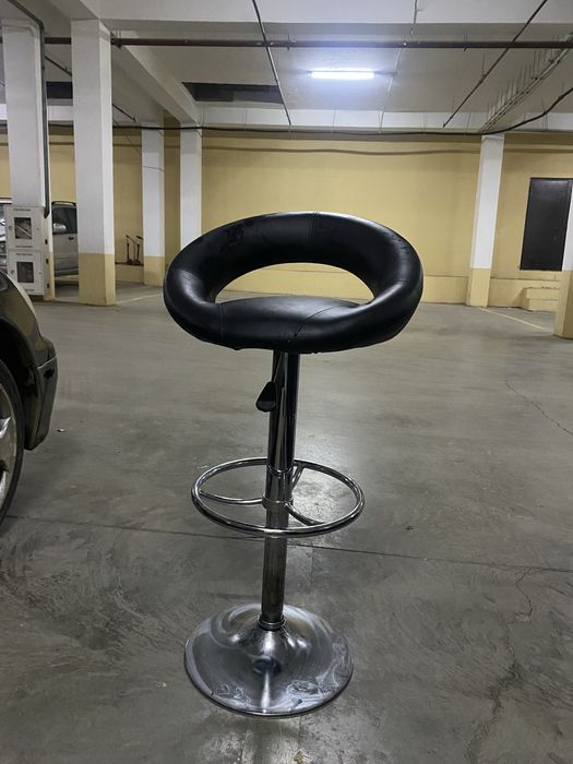 Продам барный стул в отличном состоянии