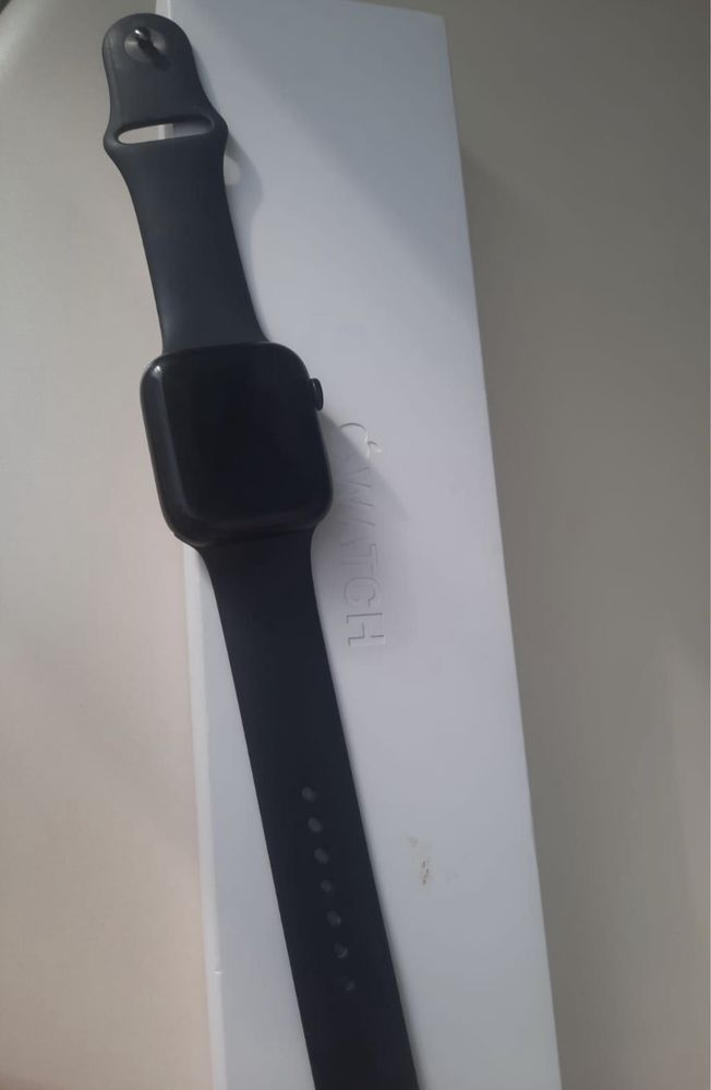 Продаю Apple watch 7 45 mm