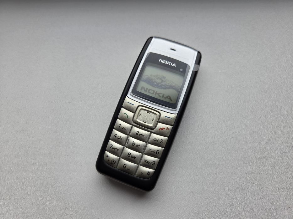 Nokia 1110i - telefon simplu cu butoane