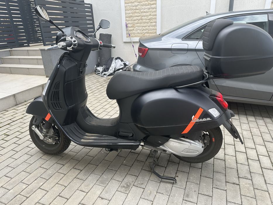 Scuter vespa gts 300 supersport