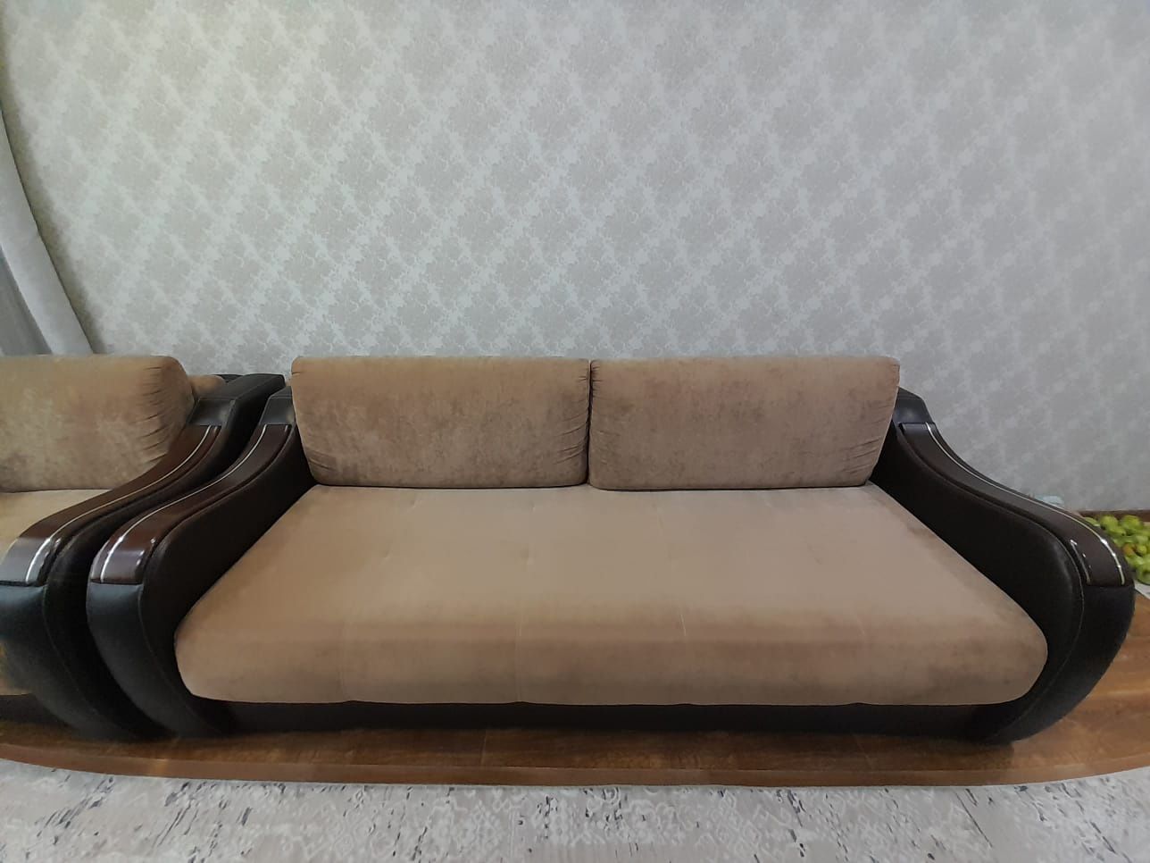 продам АБСОЛЮТНО НОВЫЙ диван с креслом