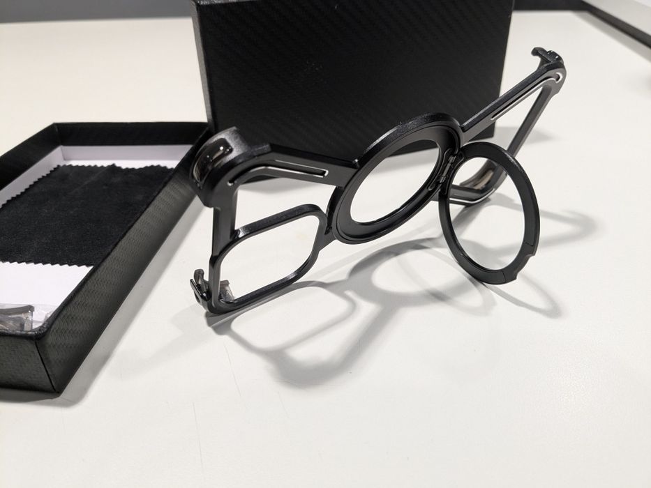 Skeleton iPhone 15 pro max