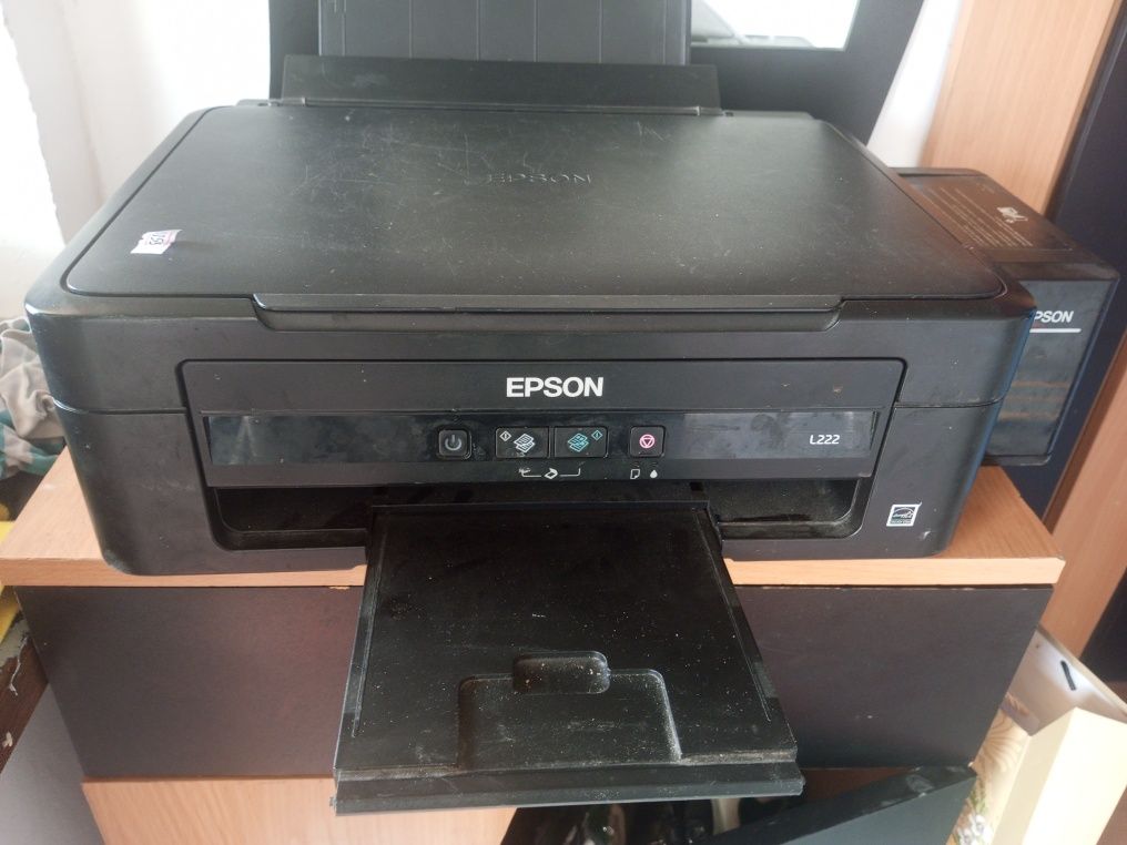 Принтер epson L222 на запчасть