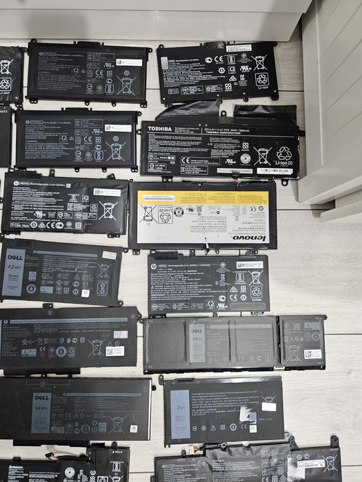 Lot baterii laptop