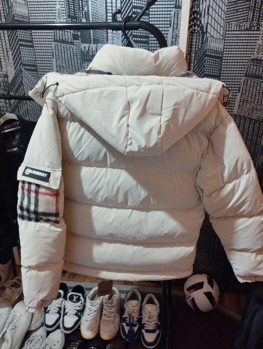 Vând geci toate seriile.