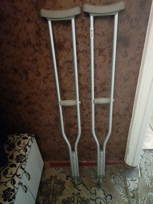 Продам костыли бу