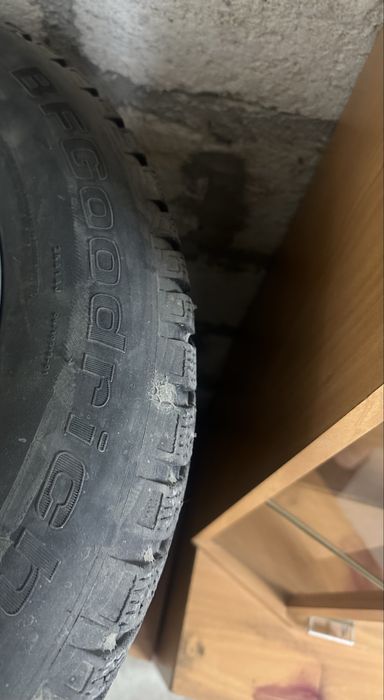 Продам зимние покрышки липучки с шипами BFGoodrich