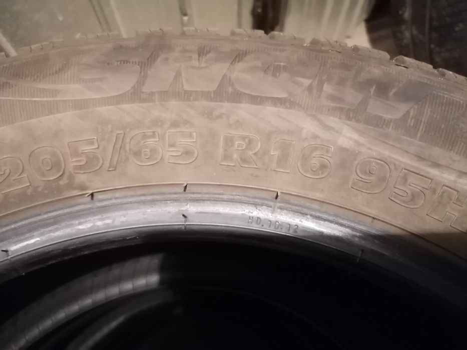 Janta rezerva Audi + 4 anvelope de iarna rulate un sezon