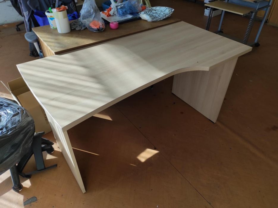 Продавам работно бюро