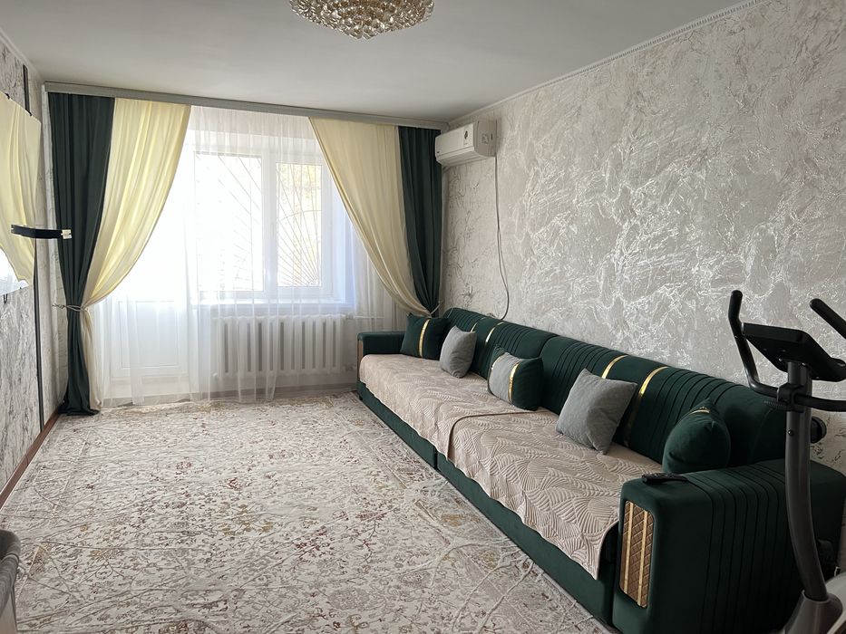 Продам 4-х комнатную квартиру