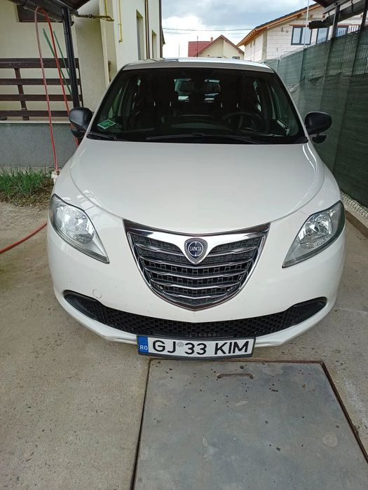 Lancia Ypsilon Primul proprietar in România