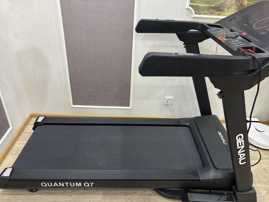 Беговая дорожка Genau Quantum Q7