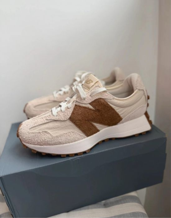 New Balance 327 bej cu maro marimea 43 noi originali