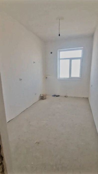 Yashash uchun shahar markazidan qulay va arzon kvartira sotiladi