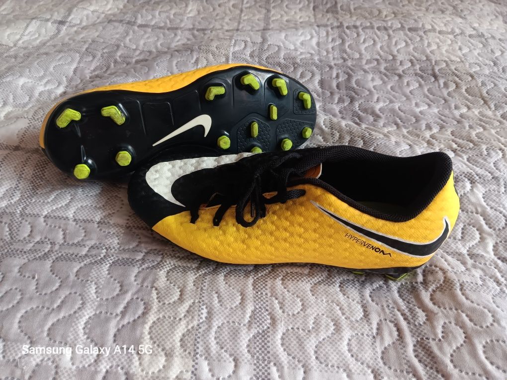 Бутони NIKE детски 38 номер