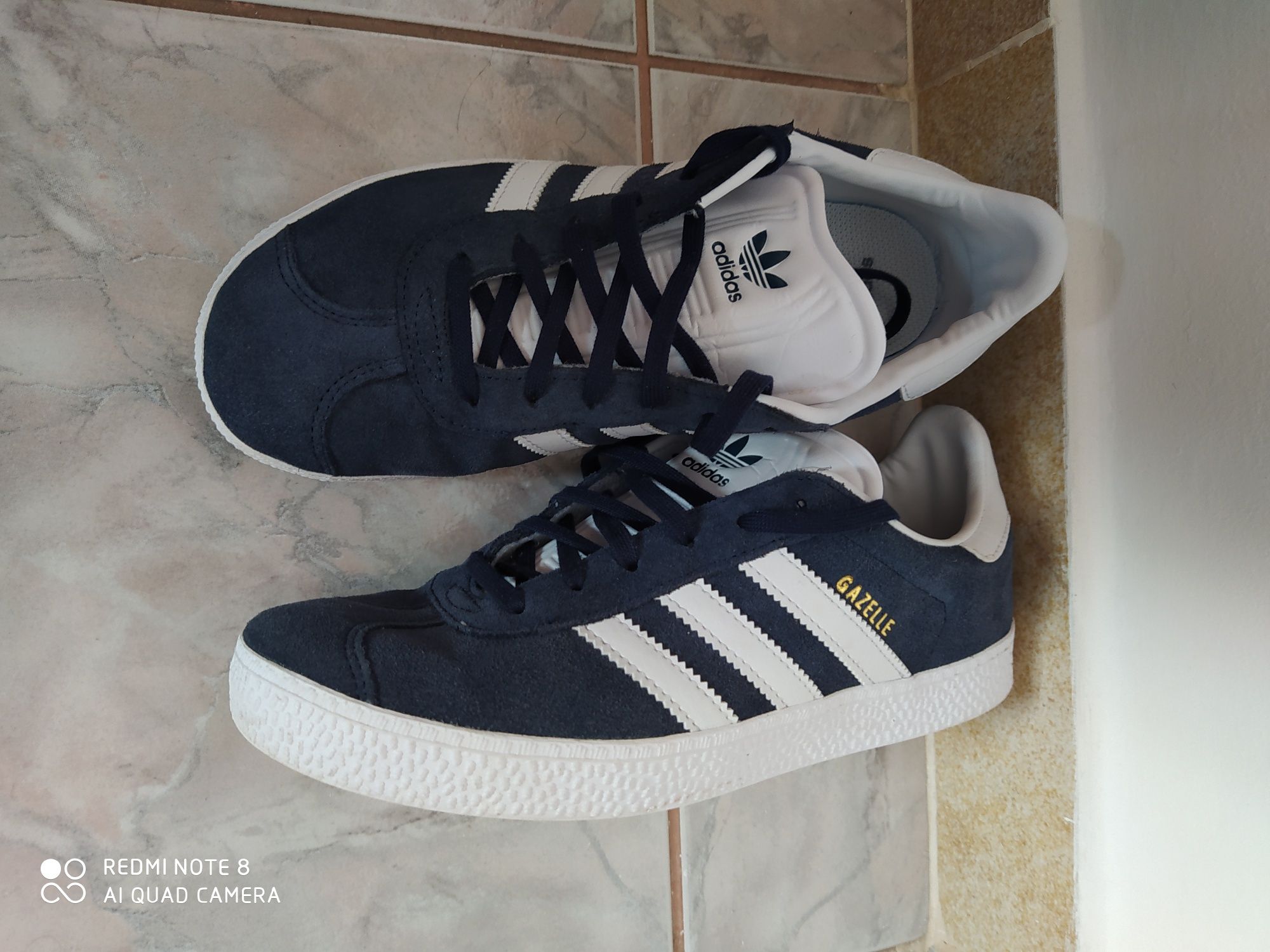 Adidas Gazelle aproape noi, dama, bleu inchis