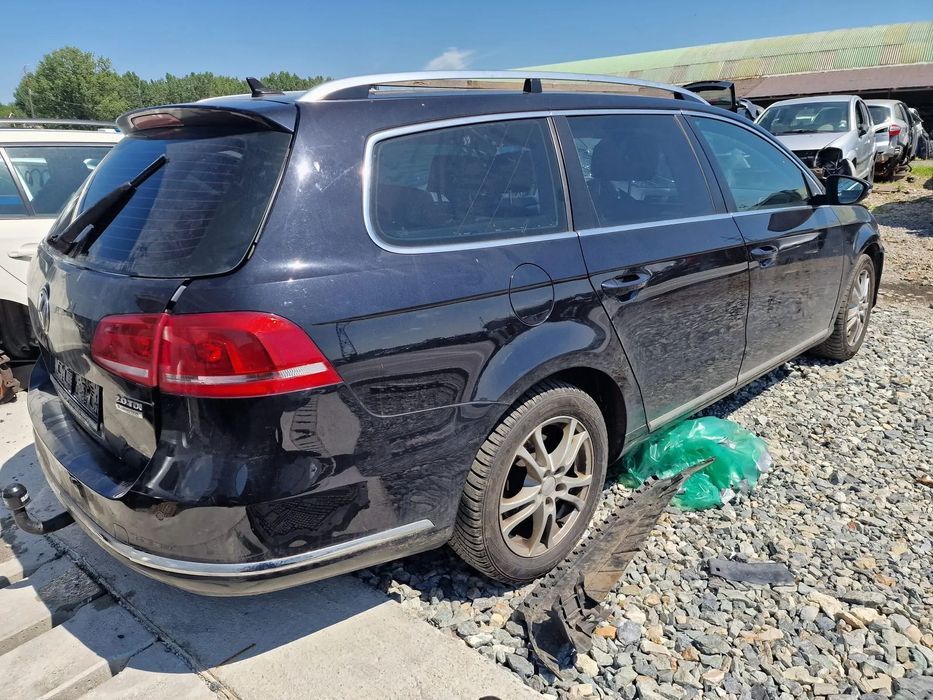 Dezmembram Volkswagen PassaT B7, 2.0 Euro 5, cod CFF, Blue Motion