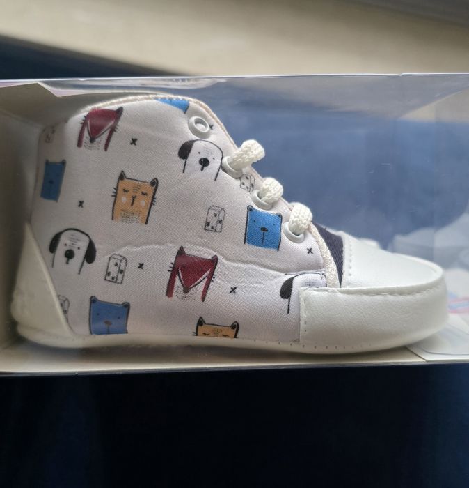 Бебешки буйки нови