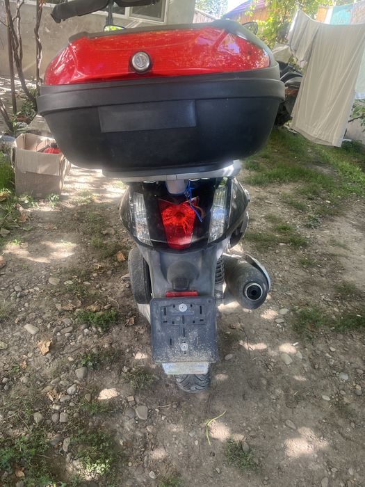Schimb Peugeot pe Atv minim 250cc