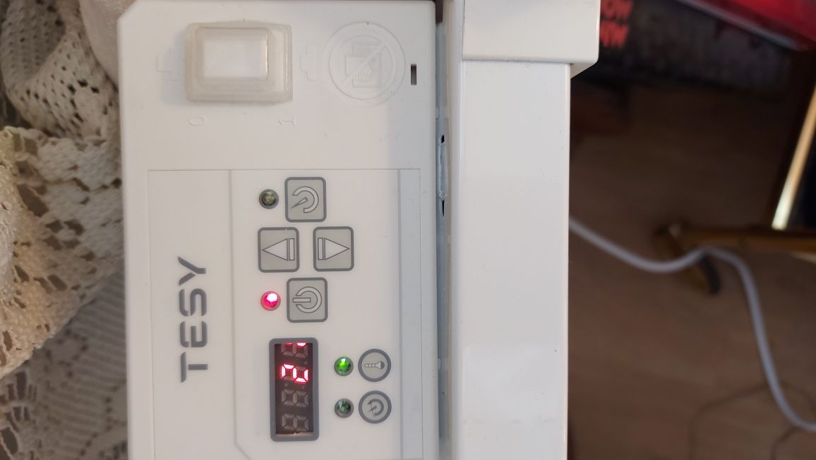 Tesy 3000W конвектор електронен термостат