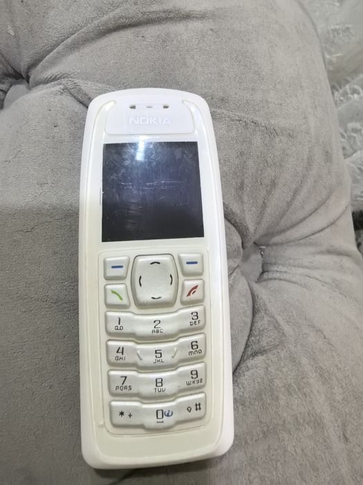 Продам простой телефон нокиа