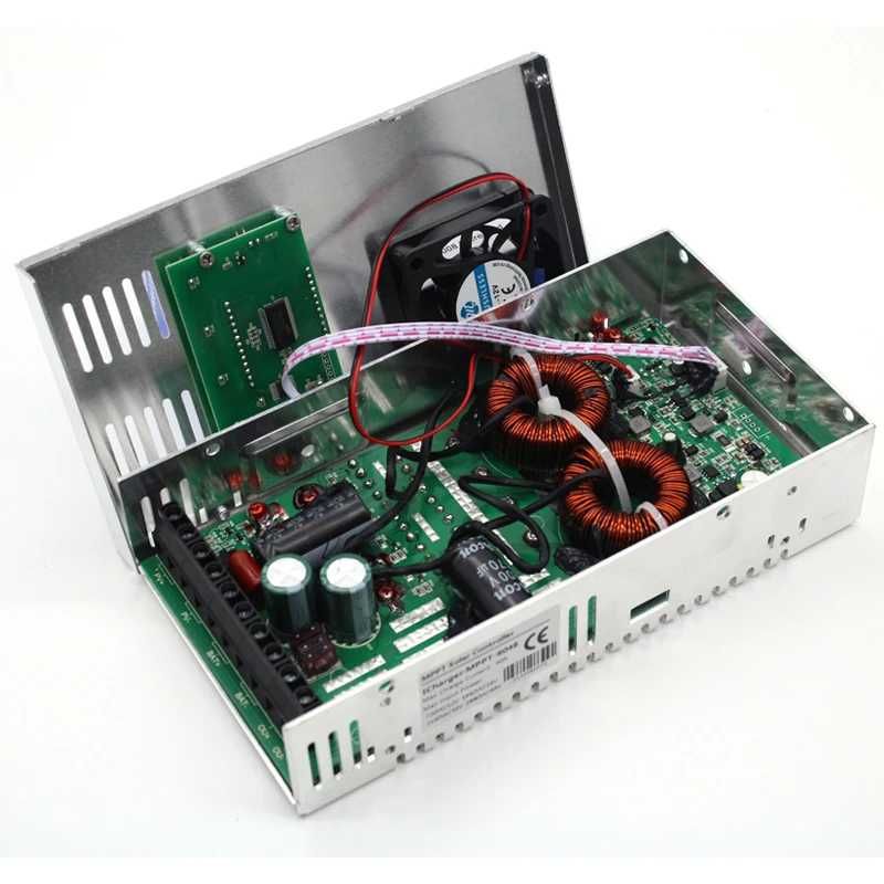 Controller/Regulator tensiune MPPT EASUN 60A
