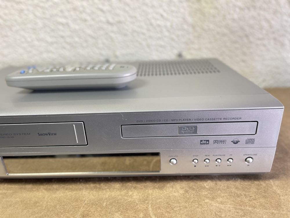 DAEWOO SD-7400 Video cassette recorder / DVD player