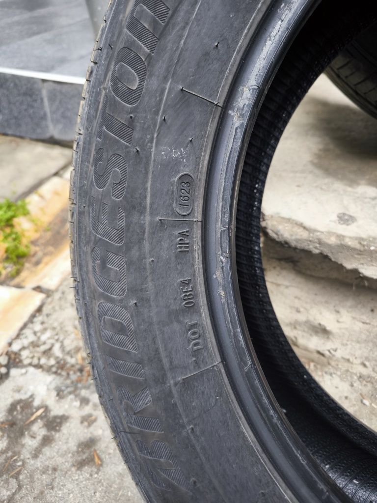 Bridgestone Dueler sport as 225/60/18
