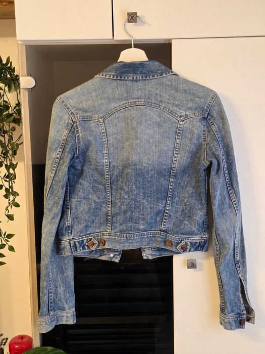 jachetă scurtă din denim, model cropped H&M