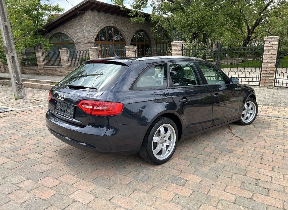 Vând Audi A4 B8 Facelift cutie automata 8+1  Multitronic