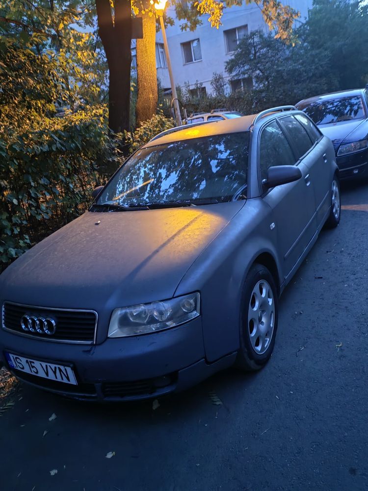 Vand audi A4 b6 anul 2005