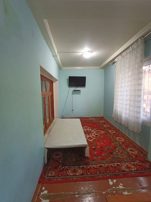 Чилонзор Новза метро ёнида (пешком 2 минут) 3 хонали квартира ижарага