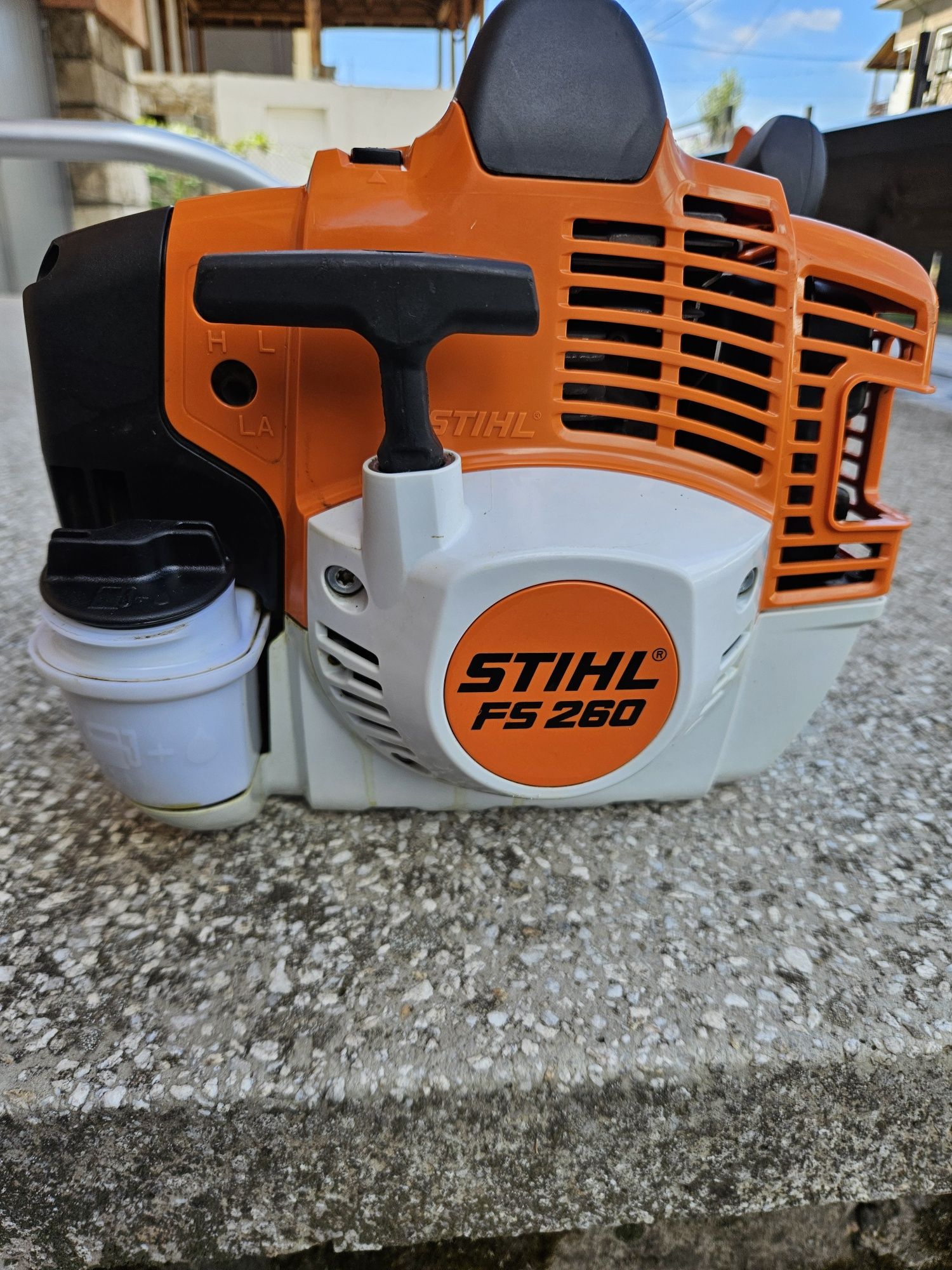 STIHL FS260 неразличим от нов