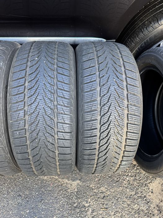 Anvelope iarna 225/50/17