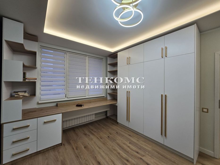 Продава се Тристаен апартамент в София, Славия - 105 кв.м за 2848 €/кв.м - Снимка #11