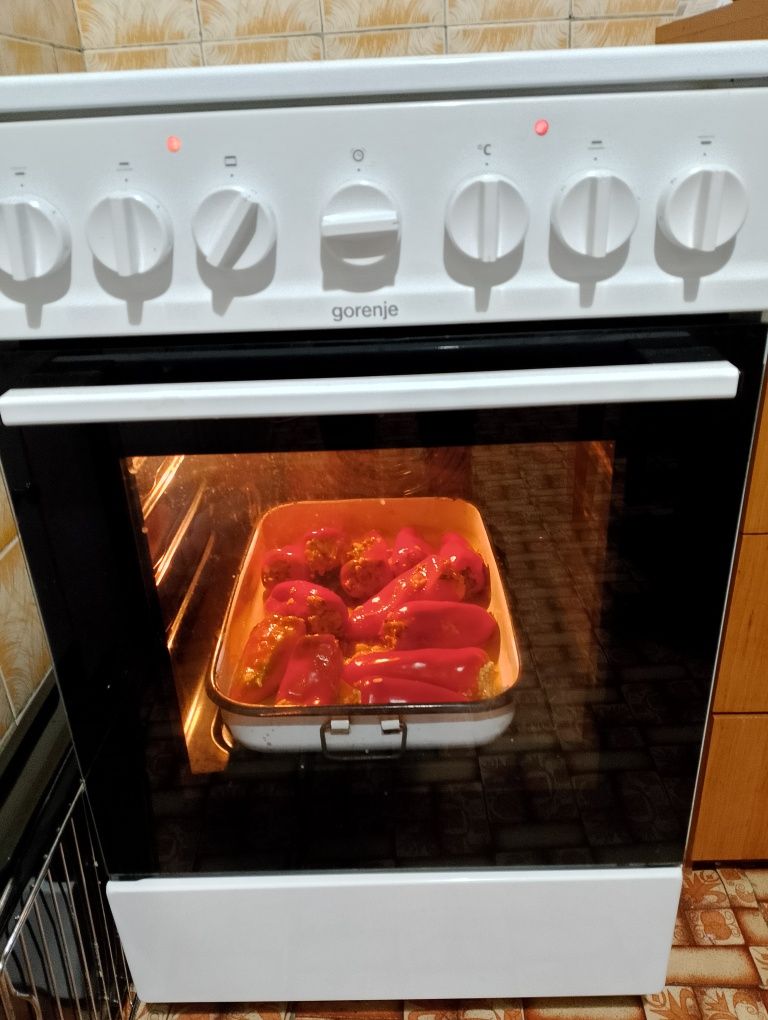Продавам печка за готвене