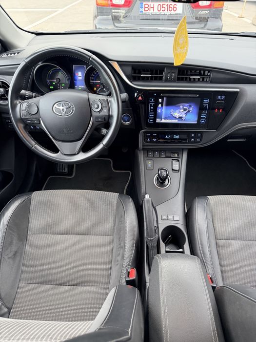 Toyota Auris 1.8 Hybrid Premium