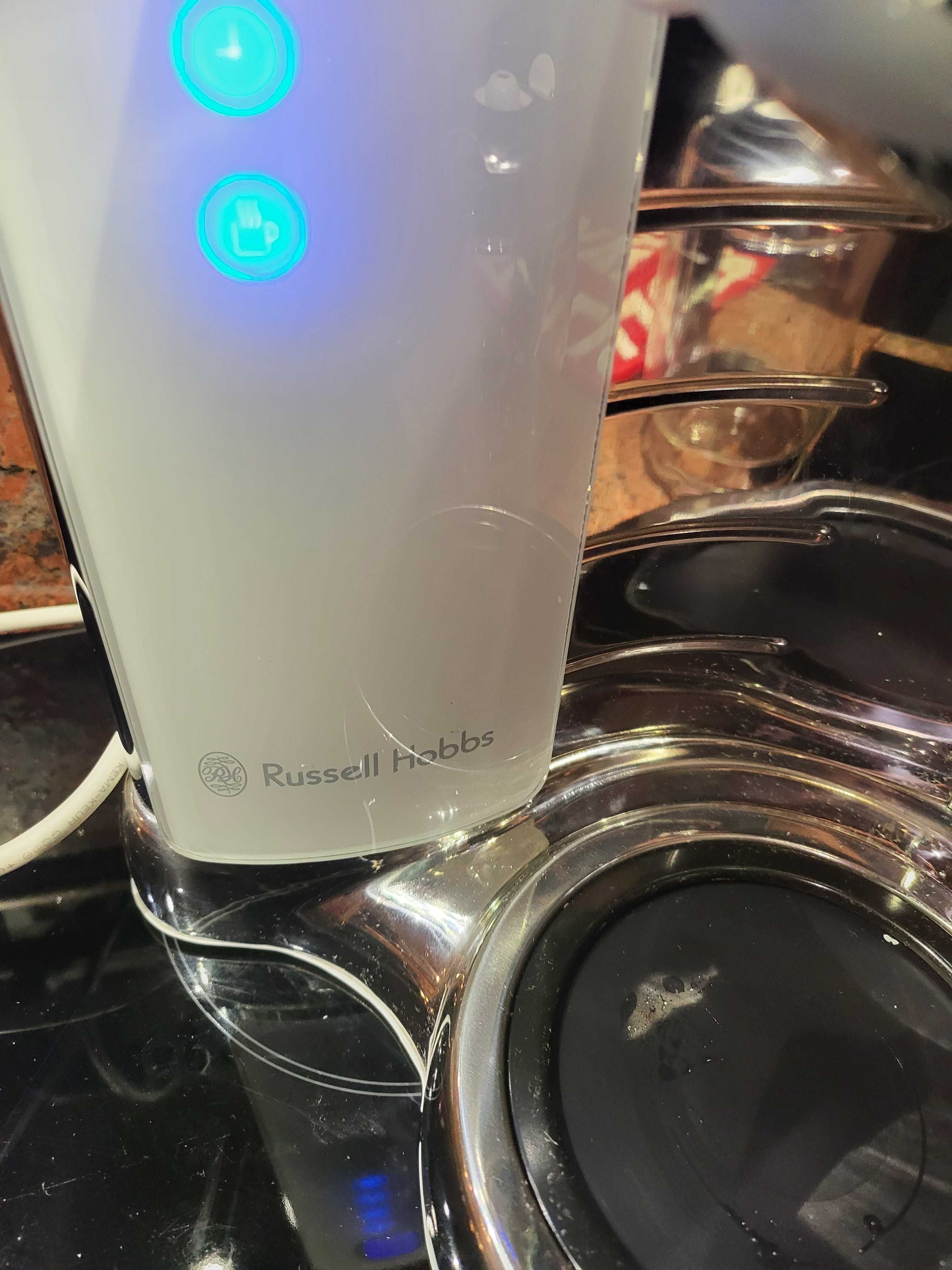 Кафемашина дизайнерска  с лeт дисплей Russell Hobbs