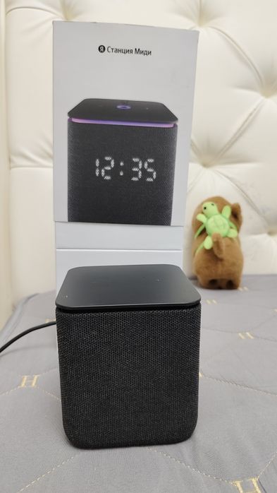 Колонка Алиса Миди с Лава Лампой.