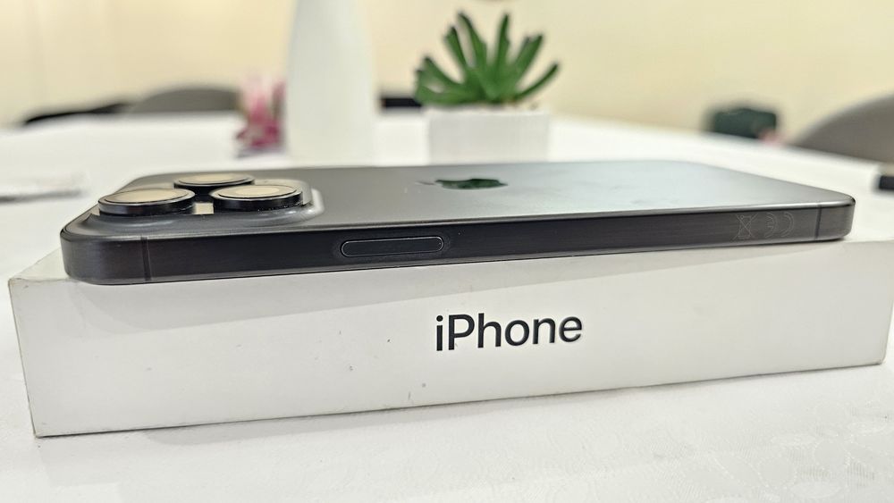 iPhone 15 Pro Max 256Gb като нов