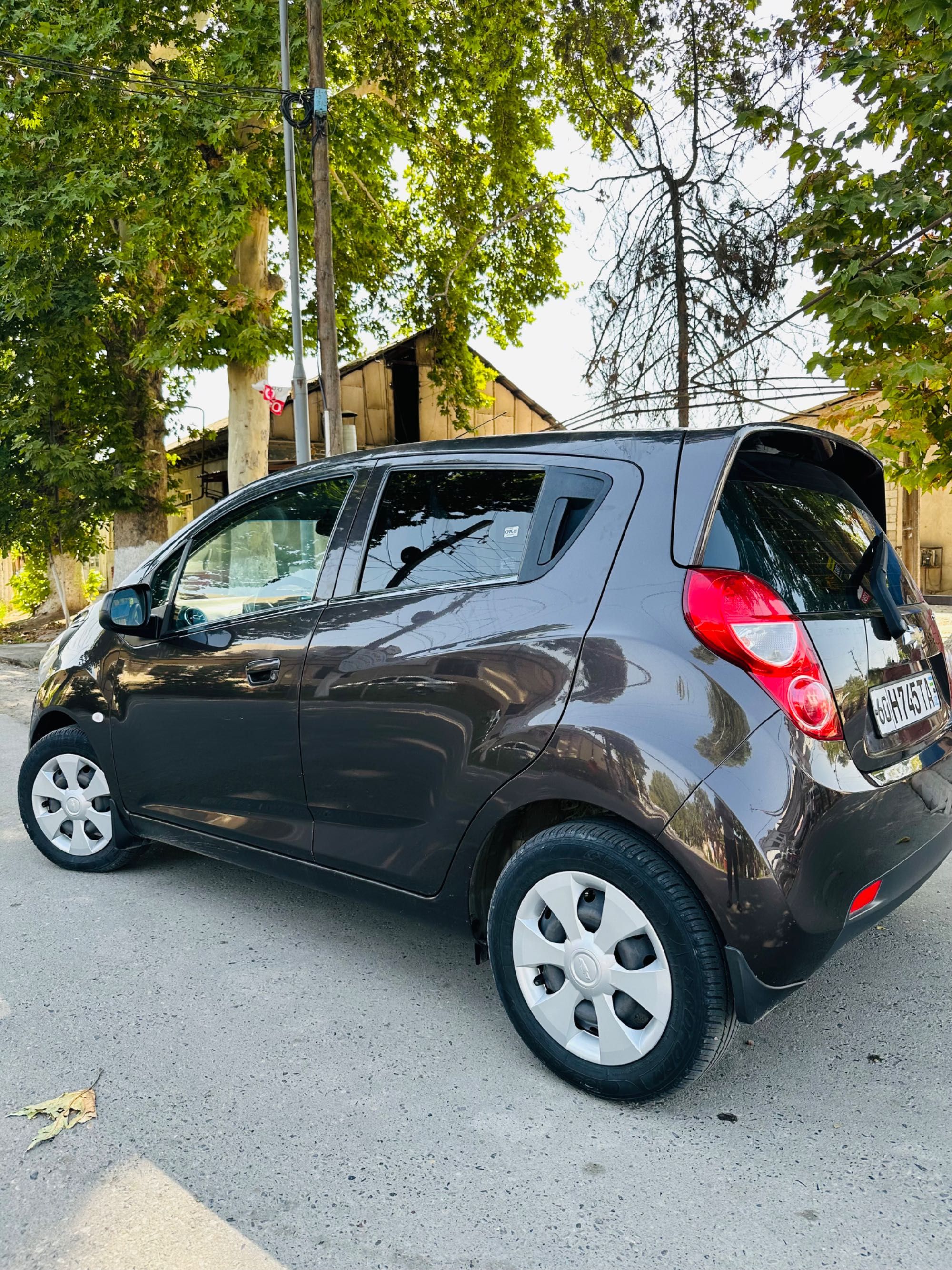 Chevrolet spark 2