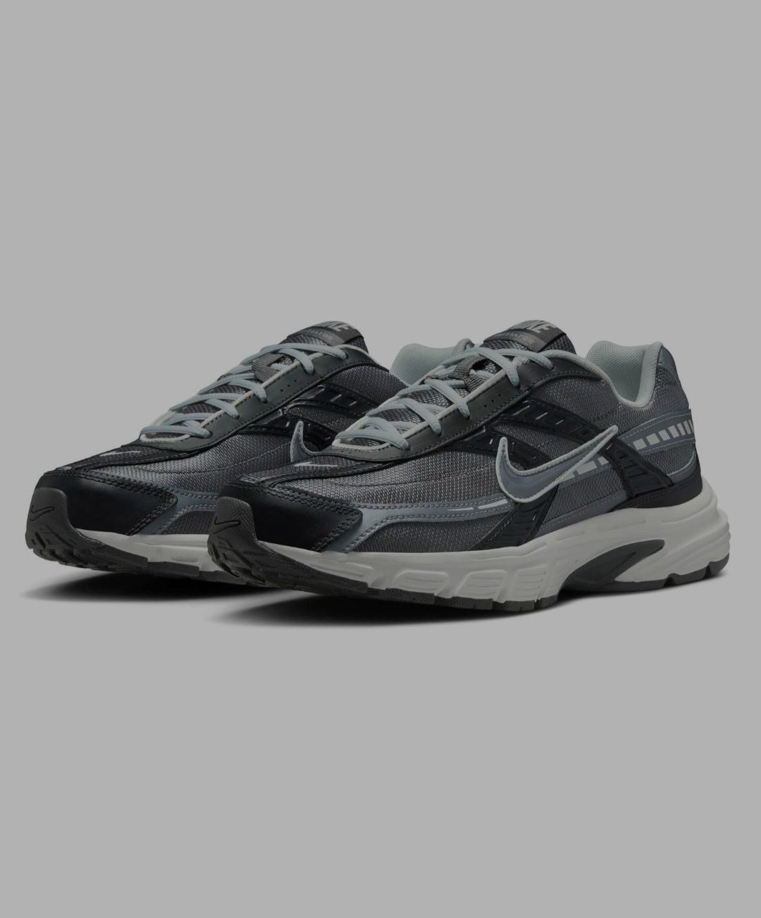Nike обувки INITIATOR