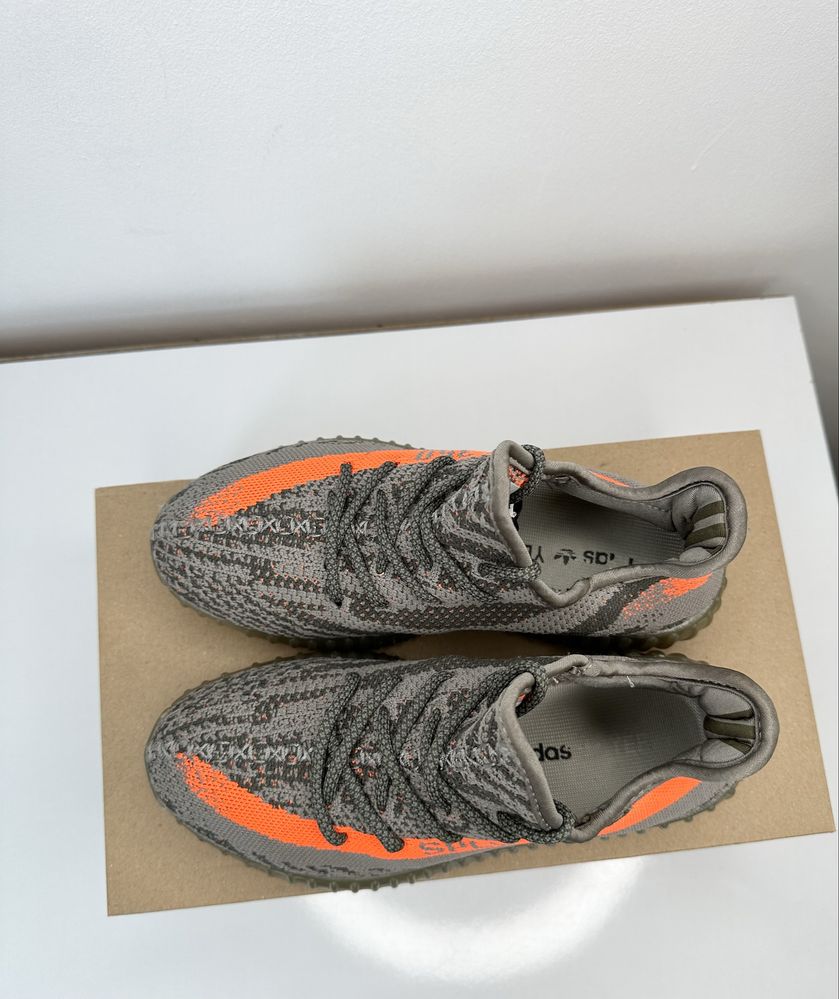 Adidad Yeezy Boost 350 V2 Beluga Маратонки